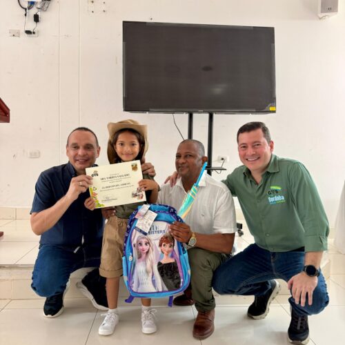 Imagen De Niños Guardianes Del Ambiente Graduados Por La CVS