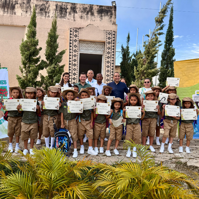 Imagen De Niños Guardianes Del Ambiente Graduados Por La CVS