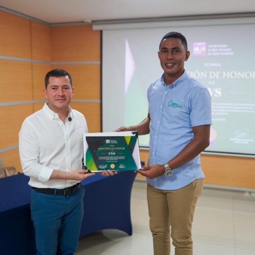 Director De La CVS Recibe Mencion De Honor Para El Departamento De Córdoba