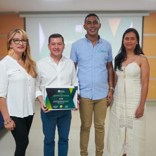 Director De La CVS Recibe Mencion De Honor Para El Departamento De Córdoba